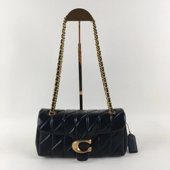 Coach Black Quilted Shoulder Bag with Gold Chain - Picture 2 of 6